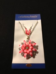 Diamond Like Two Tone Pink Floral Designe Necklace Earring Set